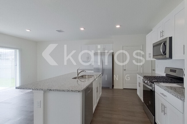 Photo - 31909 Katelin Cir