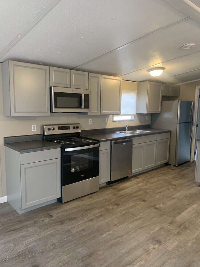 42 Yoakum Cir