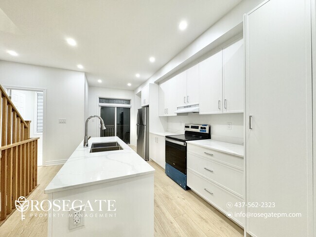 Photo - Spacious 4-Bed, 3.5-Bath Townhouse with Full Driveway & Garage in Oshawa!