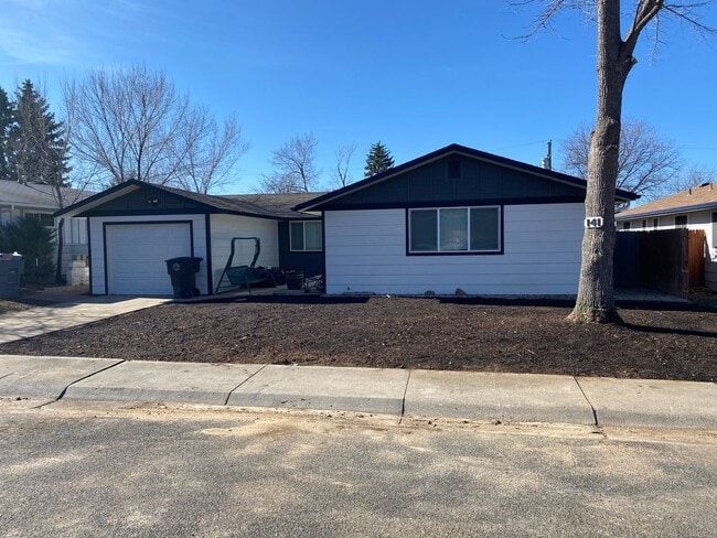 Photo - Spacious Single-Story Living with Modern Comforts and Outdoor Appeal