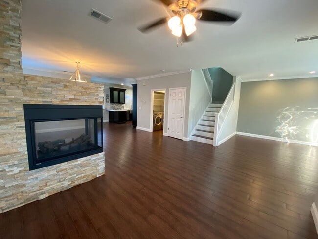 Photo - Beautiful & Spacious Home with Modern Touches