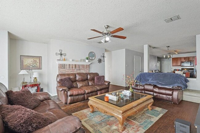 Photo - 2518 Concordant Trail