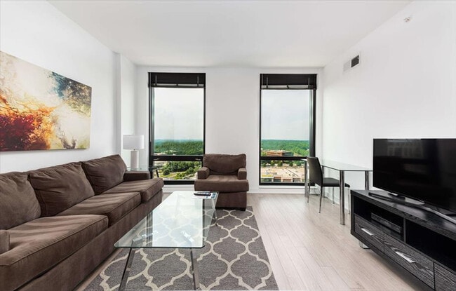 Building Photo - 11850 Freedom Dr Rental
