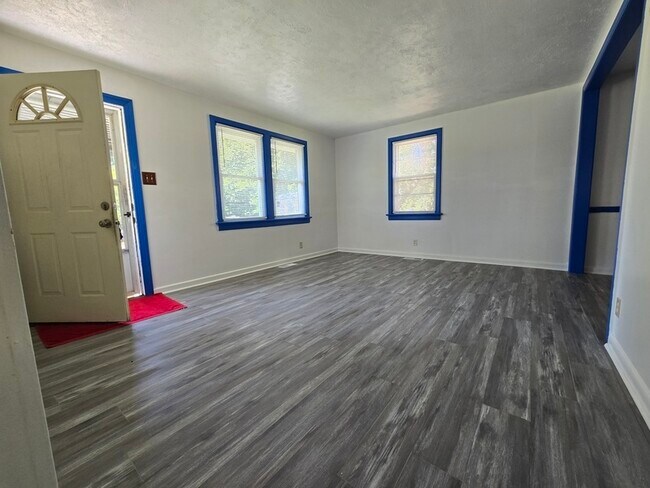 Photo - 2312 Reed Rd