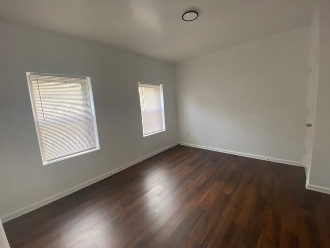 Photo - 657 Pegram St