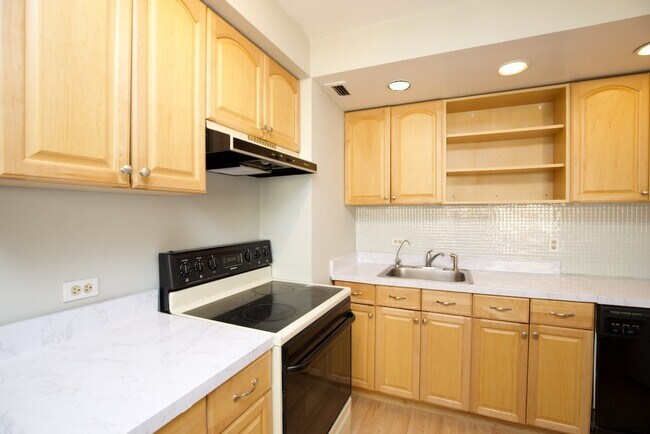 Photo - 448 W Wellington Ave Unidad A3