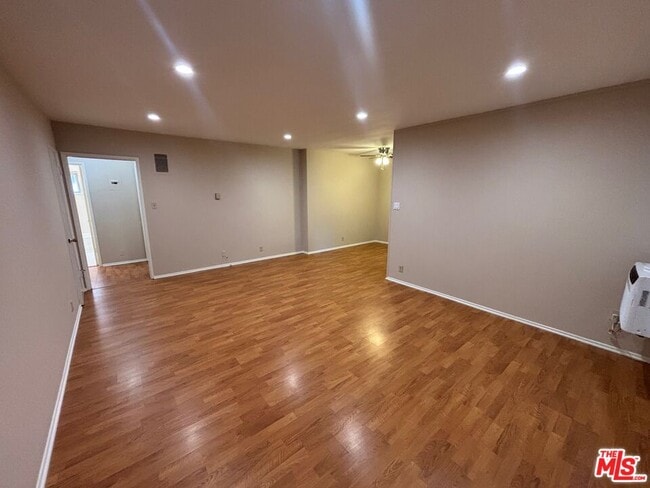 Photo - 1201 S Sherbourne Dr Unidad 2 Rental