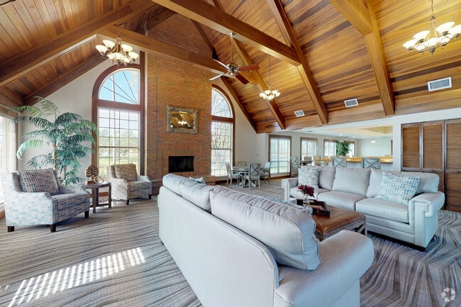 Tamarac Pointe Apartments