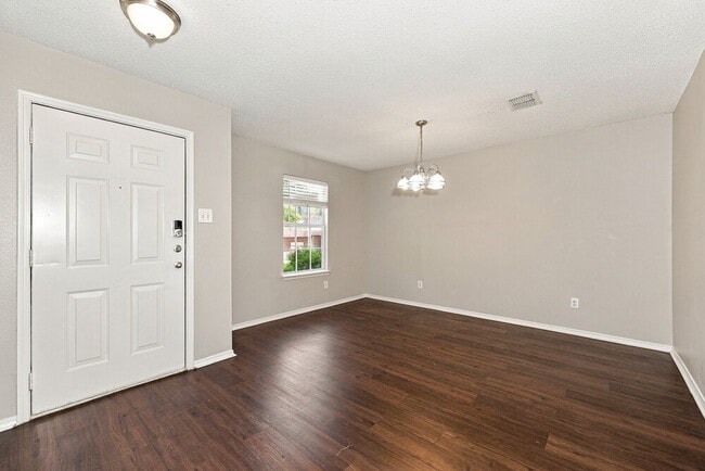 2712 Tranquil Way