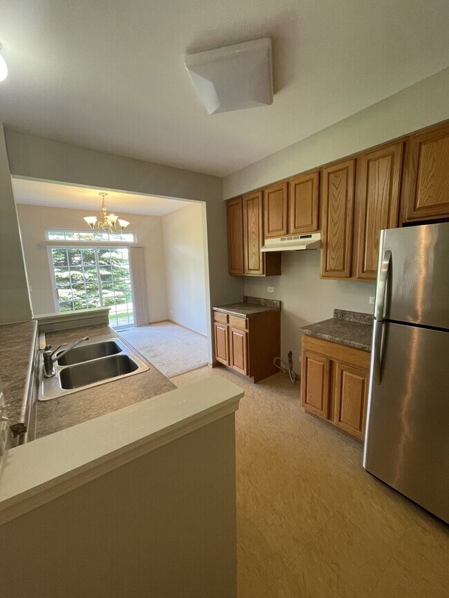 Photo - 160 Concord Dr S