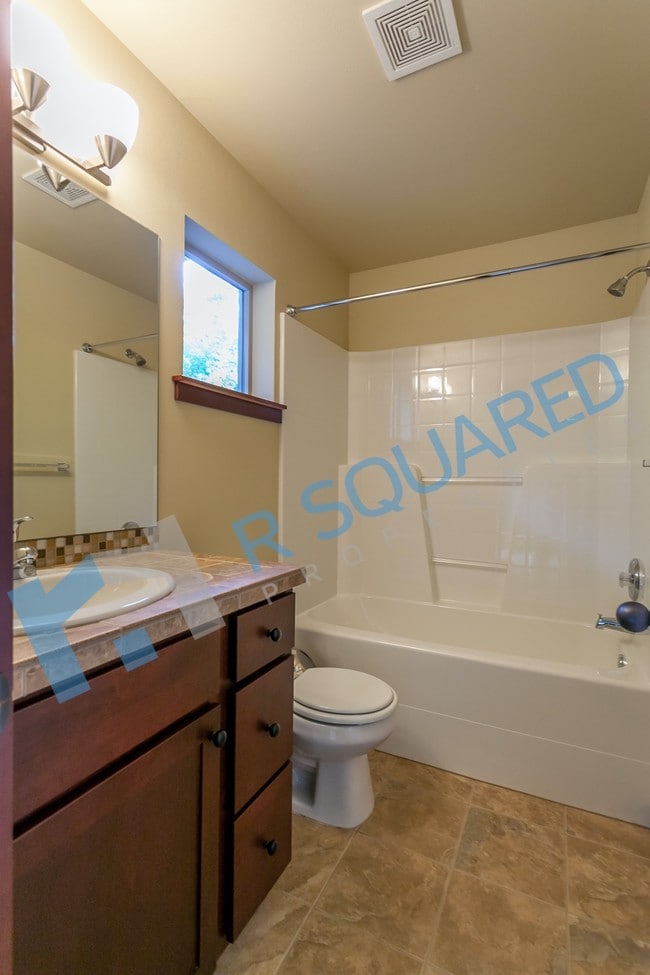 Photo - 14314 Stone Ave N