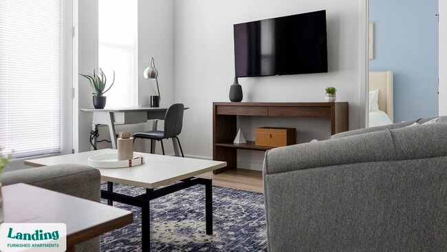 Photo - 650 N Main St Unidad 120