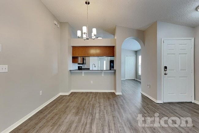 Photo - 11759 Lynmoor Dr