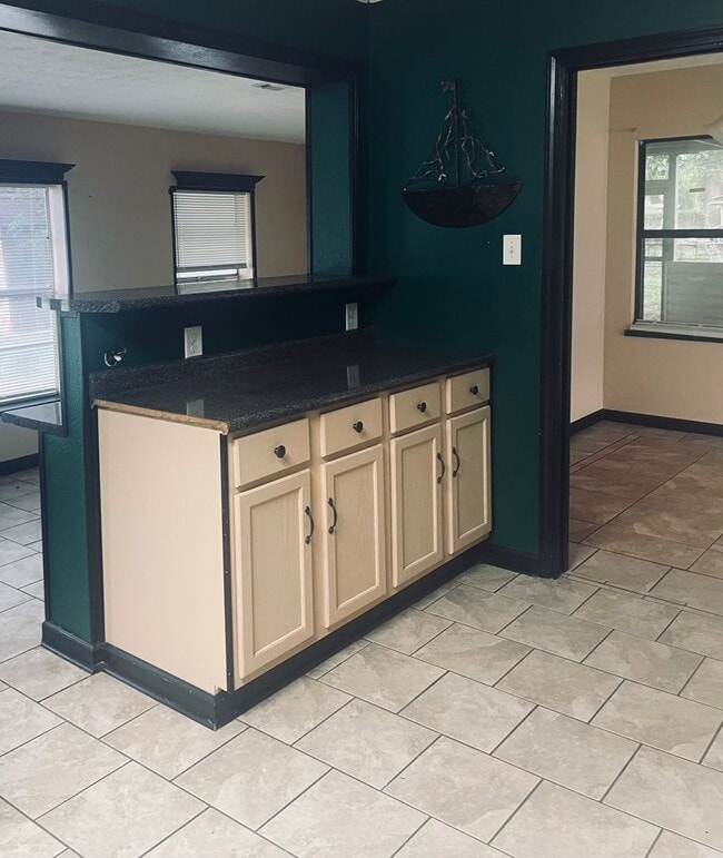 Photo - 3 Bedroom/1 Bath - Move/In Ready