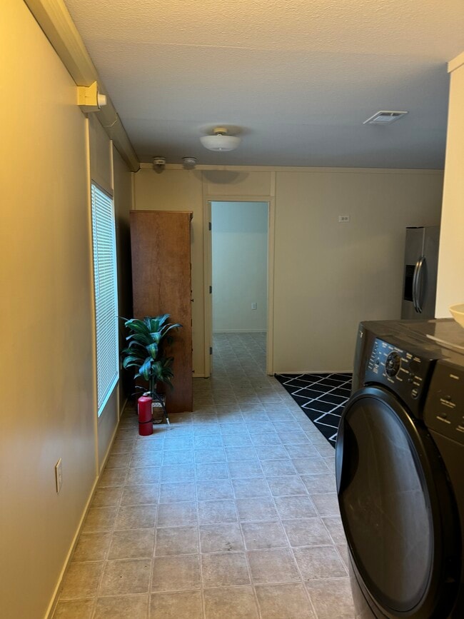 Photo - 16482 Eastchase St