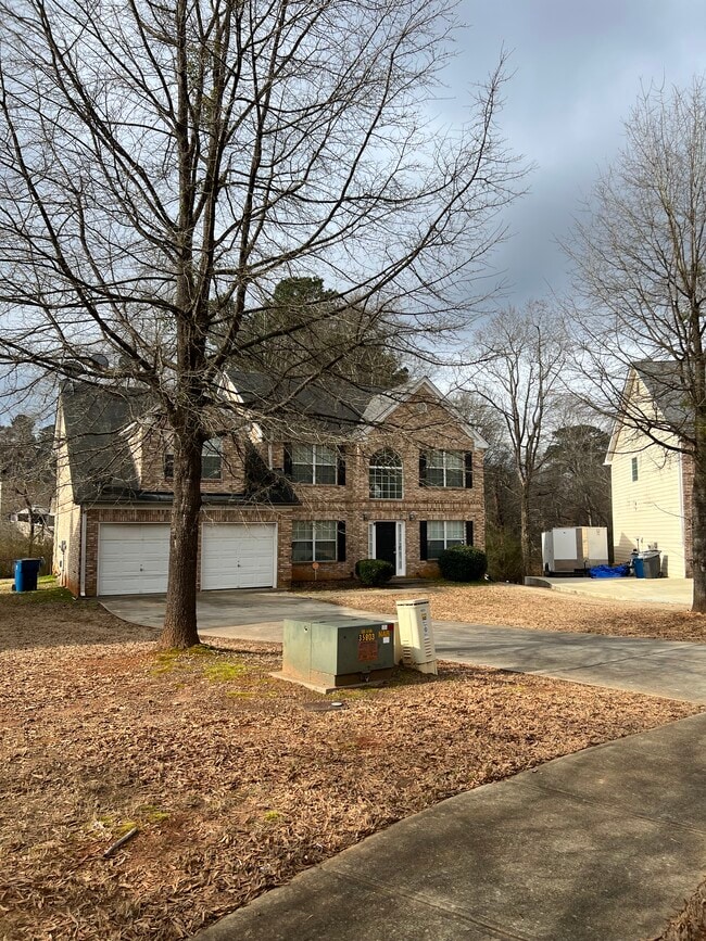 Photo - 827 Hannah Ct