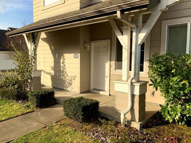 Photo - 1698 Riley Ln