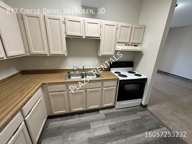 Photo - 10 9th Ave NE Unit 16