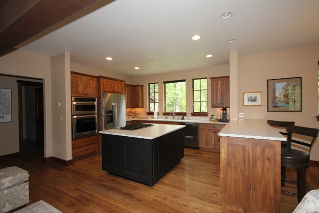 Photo - 1141 Meadowlark Ln