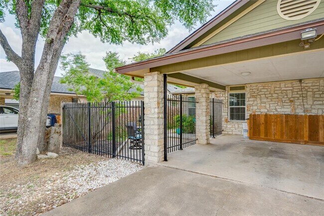 Photo - 2412 Thornton Rd