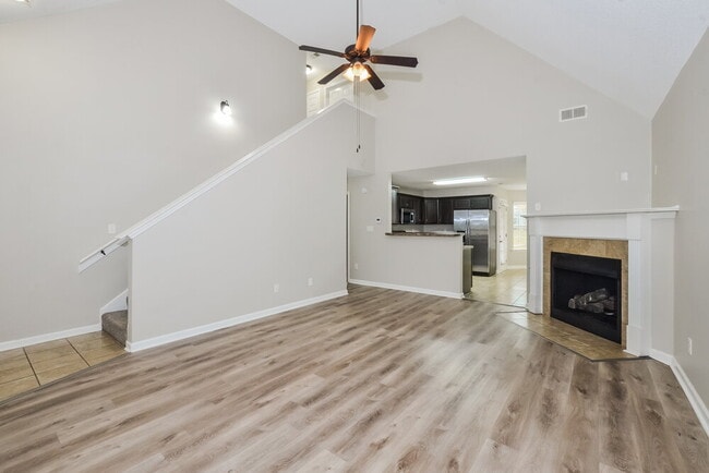 Photo - 7868 Ridgedale Dr