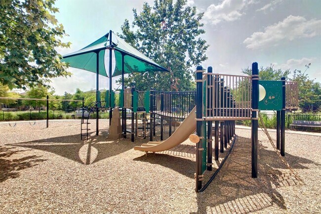 Photo - 4016 Pinckney St