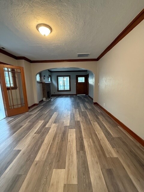 Photo - 421 N Hough St