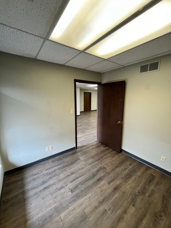 Photo - 1000 N 21st St