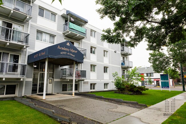 Photo - Academy Manor Apartments