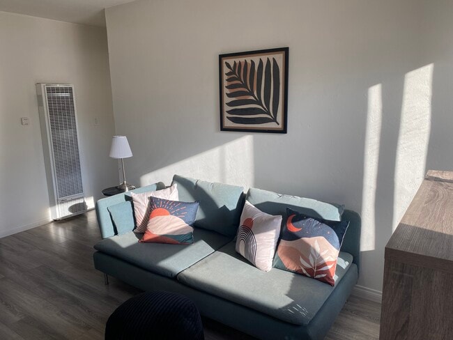 Photo - 926 Chalcedony St House