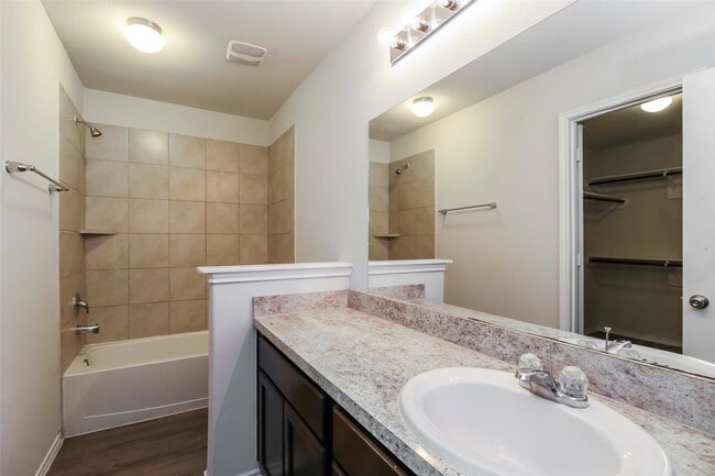 Photo - 13955 Westfield Dr