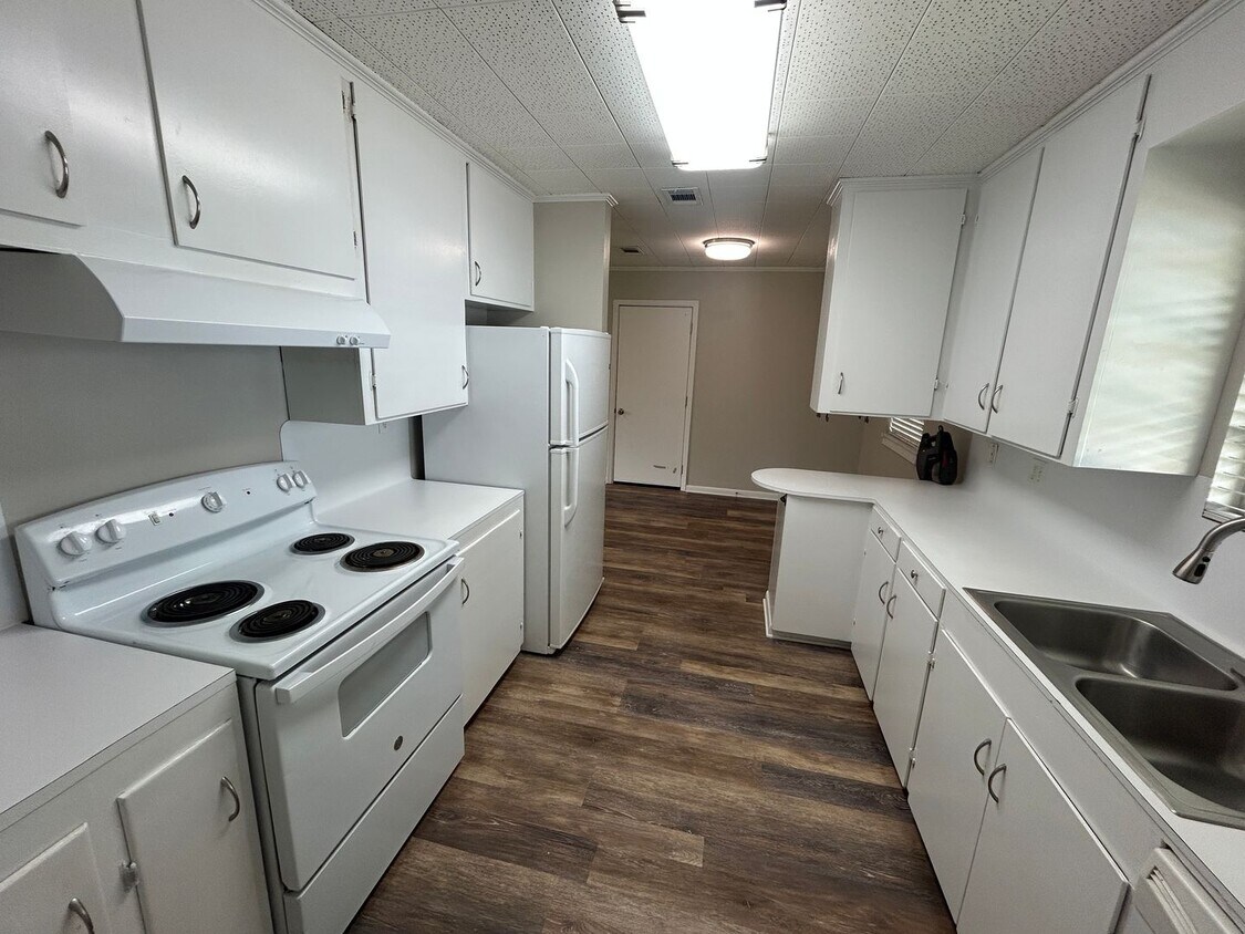 2 Bedroom in Port Allen! - 2 Bedroom in Port Allen!
