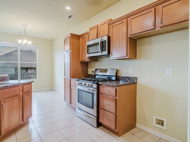 Photo - 4302 SW Brownstone Ave