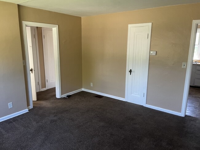 1801 E High St Unit D