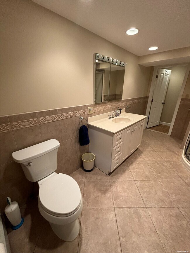 Photo - 50-37-50195 195th St