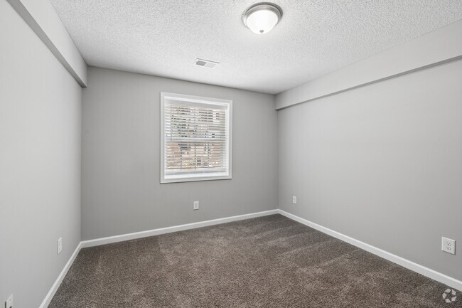Ziggy 2BR, 1BA - 920SF - Second Bedroom