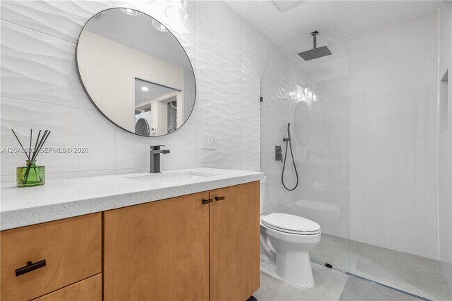 Photo - 9520 SW 8th St Unidad 203
