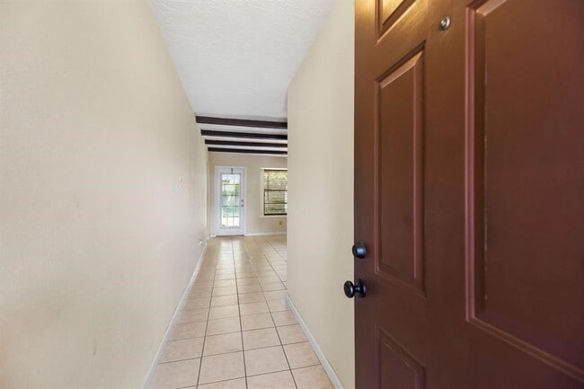 Photo - 9718 Shady Tree Ln
