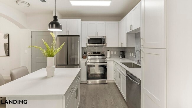 Photo - 15777 Quorum Dr Unit 2113