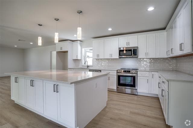 Building Photo - 515 John Arden Dr Rental
