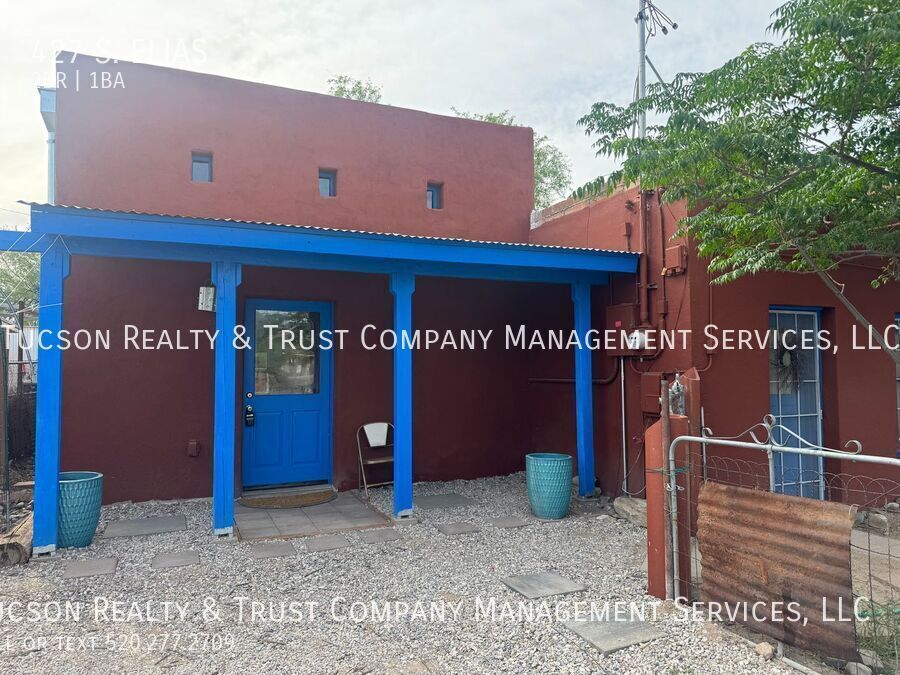 427 S. ELIAS- - 427 S. ELIAS-