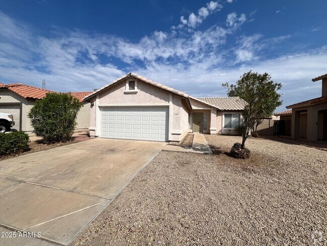 Building Photo - 11231 W Golden Ln Rental