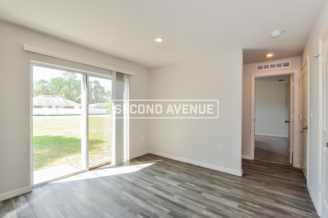 Photo - 41 Raemoor Dr