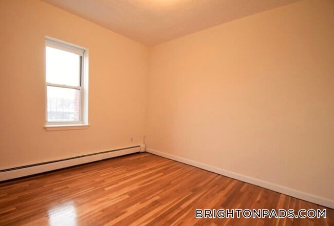 Photo - 172 N Beacon St Unit 24