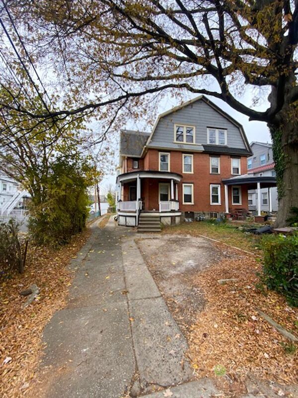 Photo - 16 N Rigby Ave Unit Apartment 2