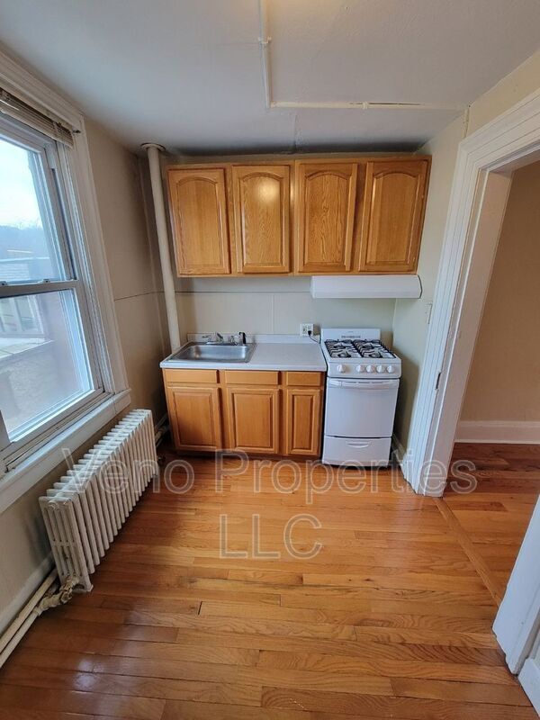Photo - 16 2nd St Unit 3R