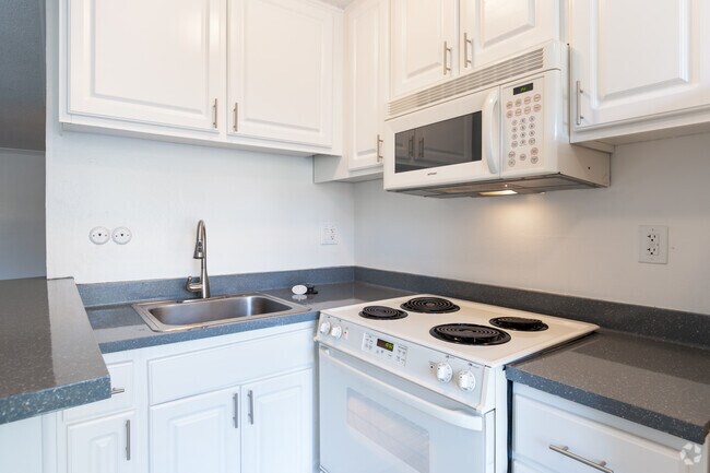 Studio - Residence 1 - Palm Lake