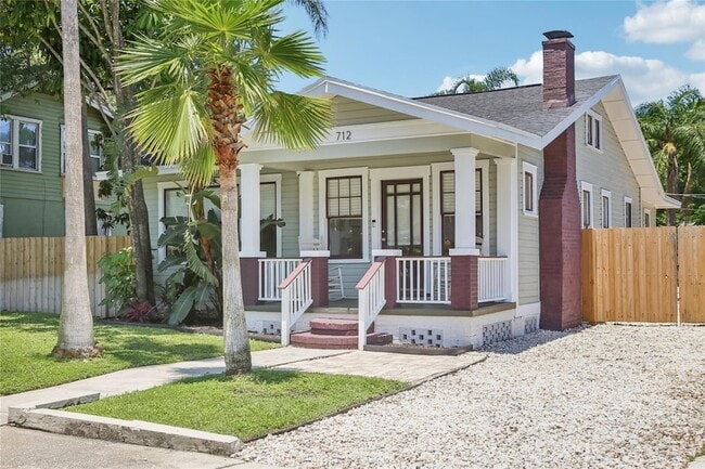 Photo - 712 E Caracas St