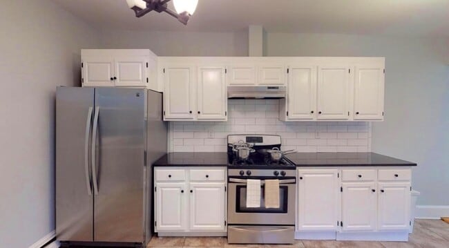 Photo - 110 Greenbrier St