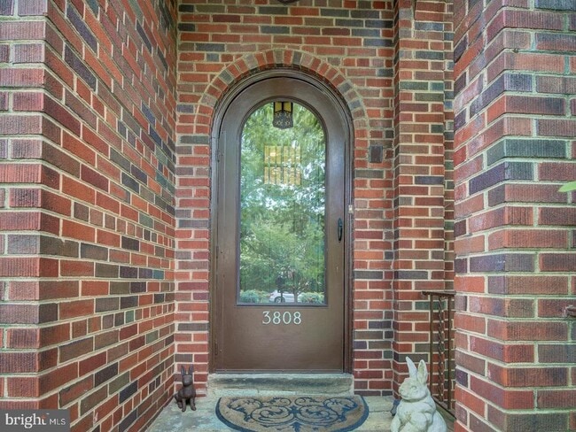 Photo - 3808 Cathedral Ave NW